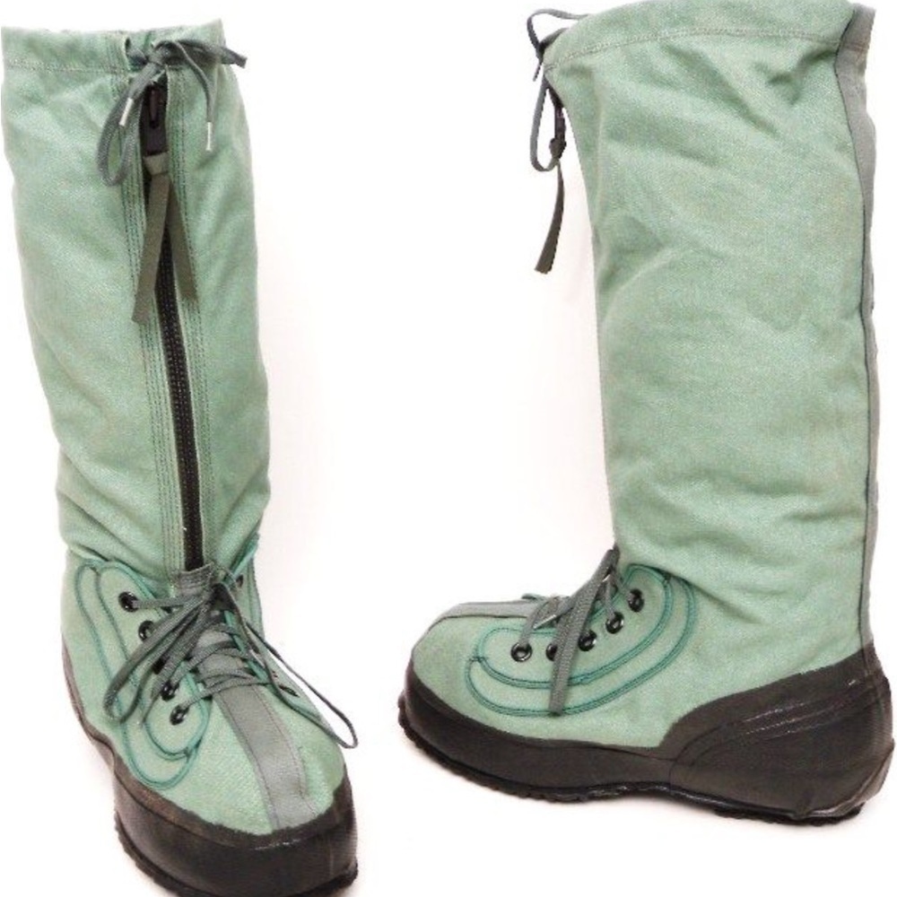 Military Muk Luk Extreme cold weather boots Green Size Small (7-8)